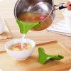 Anti-slip Pan With Round Mouth Edge Liquid Diverter Pouring Soup Water Kitchen Gadget