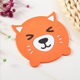 Creative cute cartoon animal silicone coaster insulation pad thick soft rubber bowl pad (Color: D06-15 Orange Fox)